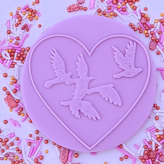 Valentine`s Day DeBoss - Birds image 0