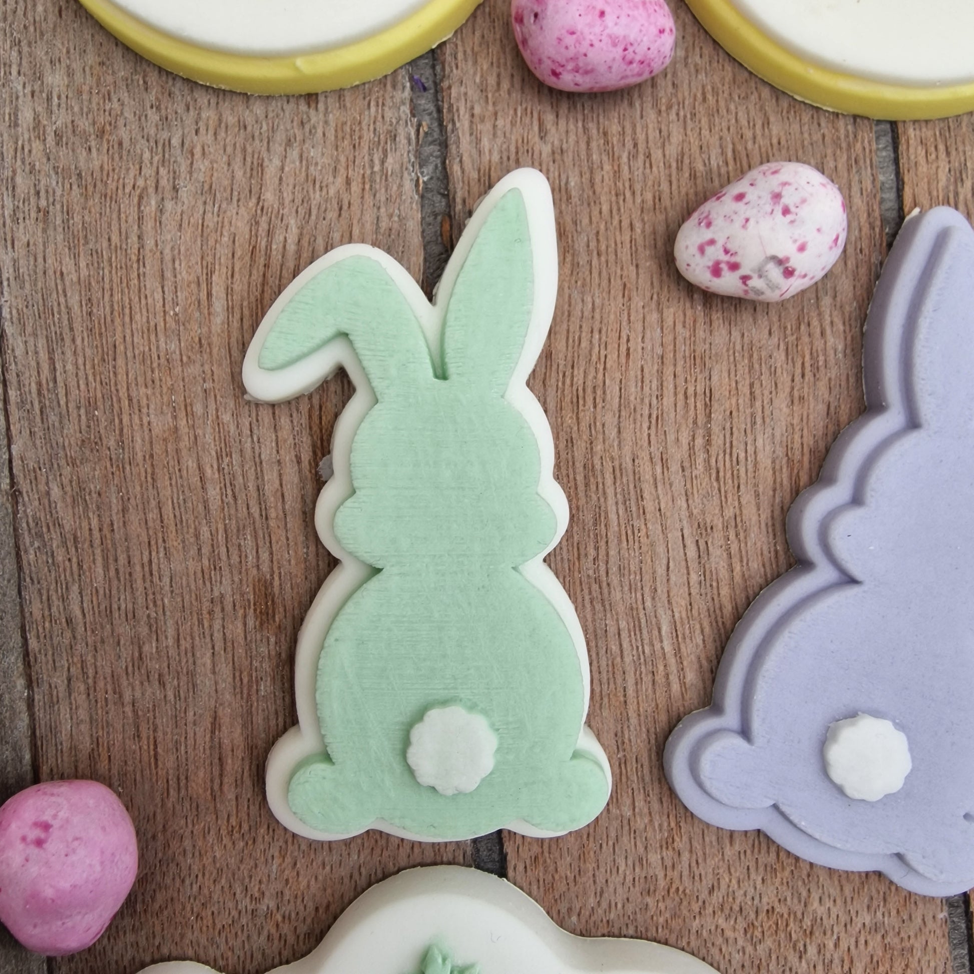 Bunny 2 -  Deboss and Cutter image 0