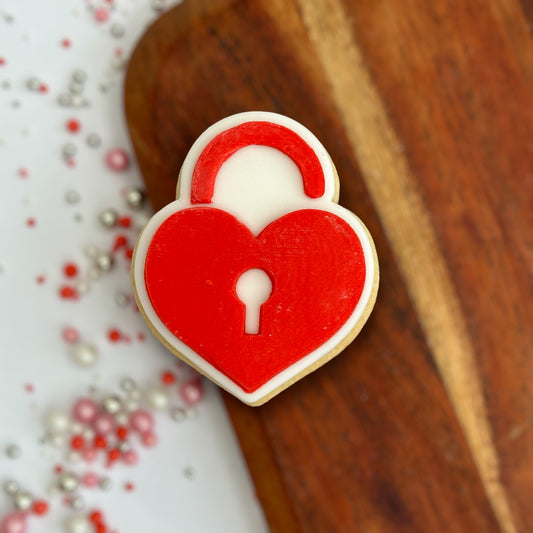 Heart lock - Deboss and cutter image 0
