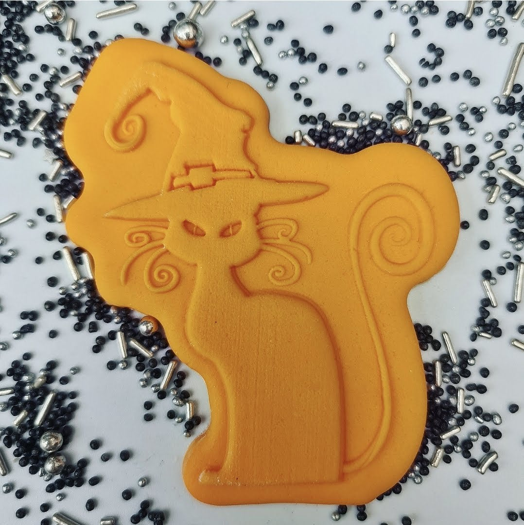 HALLOWEEN - Cat - Deboss & Matching Cutter image 1
