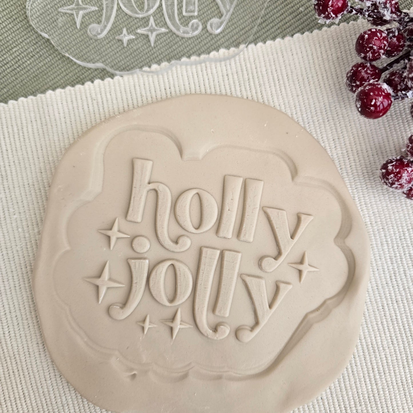 Holly Jolly image 3