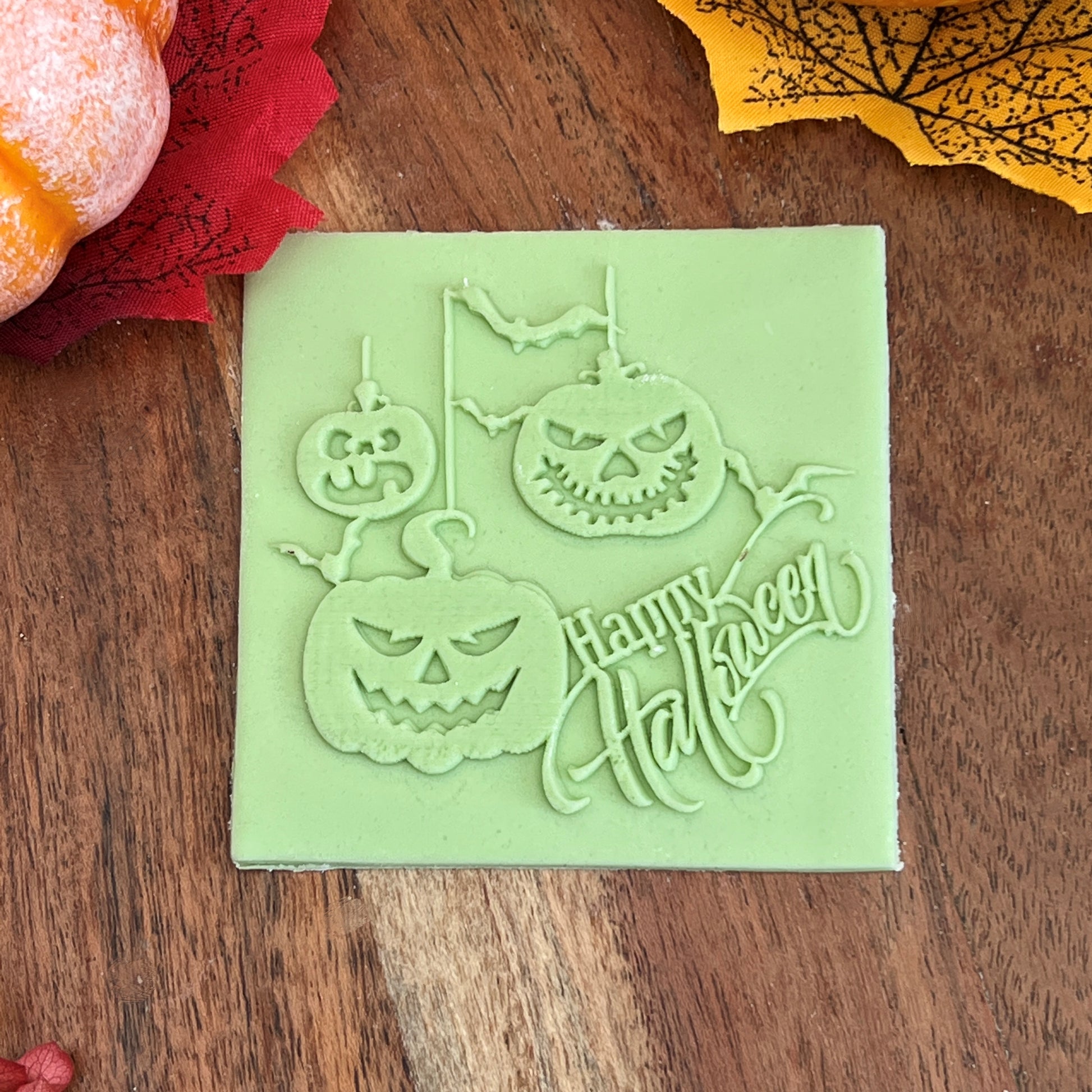 HALLOWEEN - Pumpkin Happy Halloween image 0