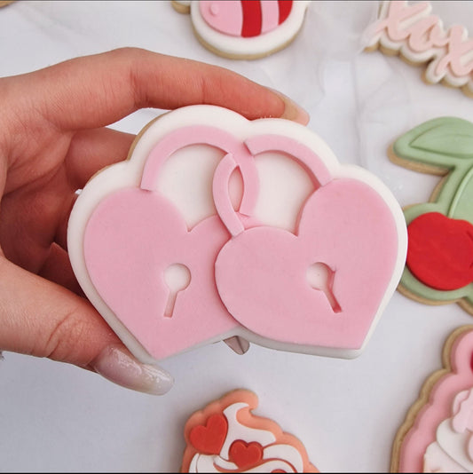 Heart Locks  - PLA embosser and matching cutter image 0