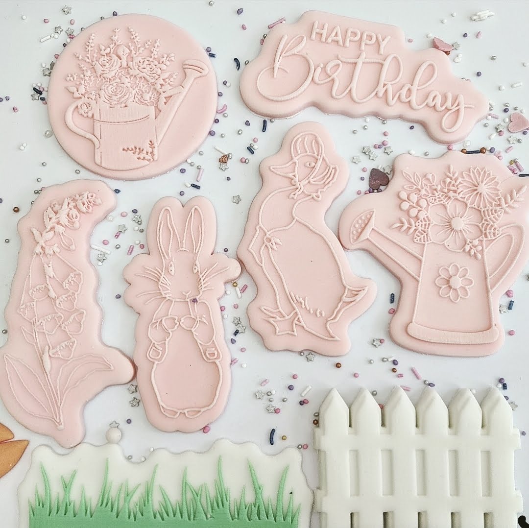 Peter Rabbit- Foxgloves Deboss & Cutter Combo image 3