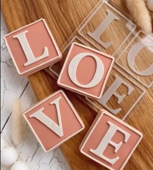 LOVE block image 0
