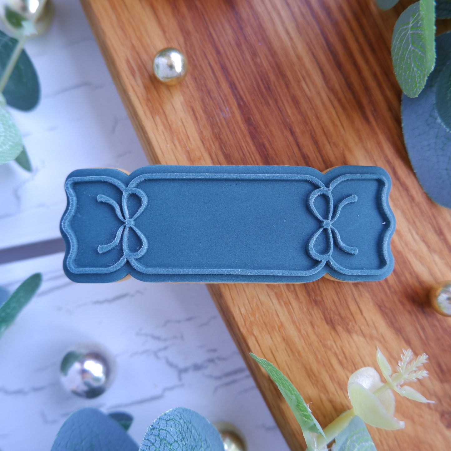 Christmas - Christmas cracker Blank Deboss and Matching Cutter image 0