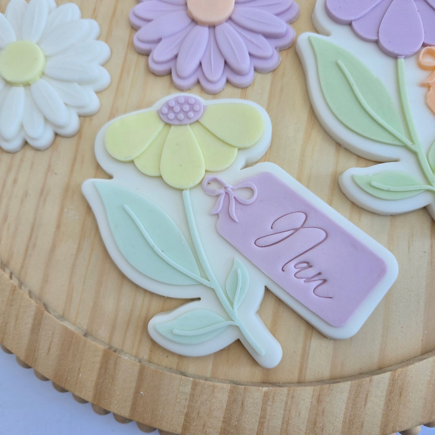 Daisy with a blank tag  - PLA embosser and matching cutter image 4