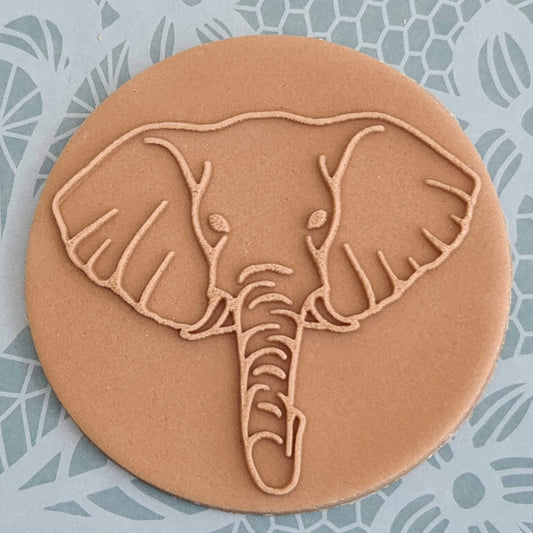 Safari - Elephant image 0