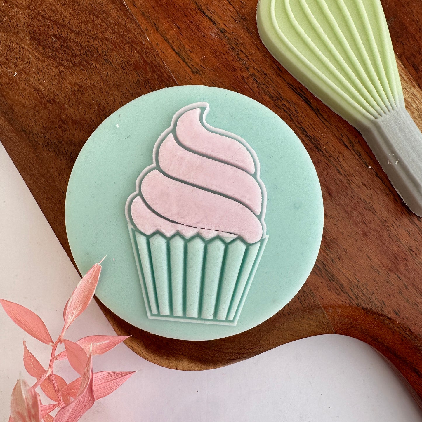 Cupcake - Deboss stamp image 1