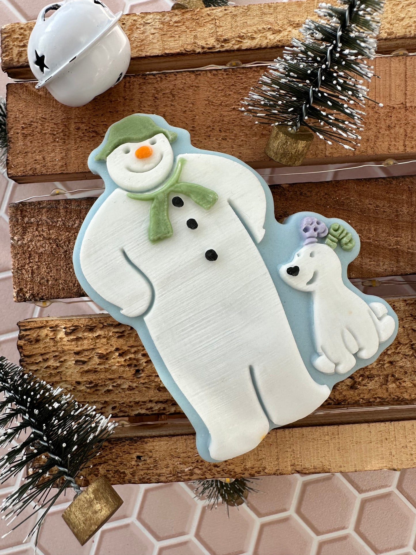 Snowman and snowdog image 0