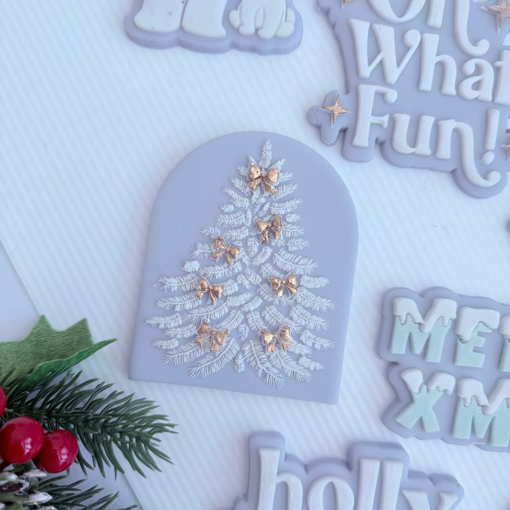 Christmas Tree with bows image 2