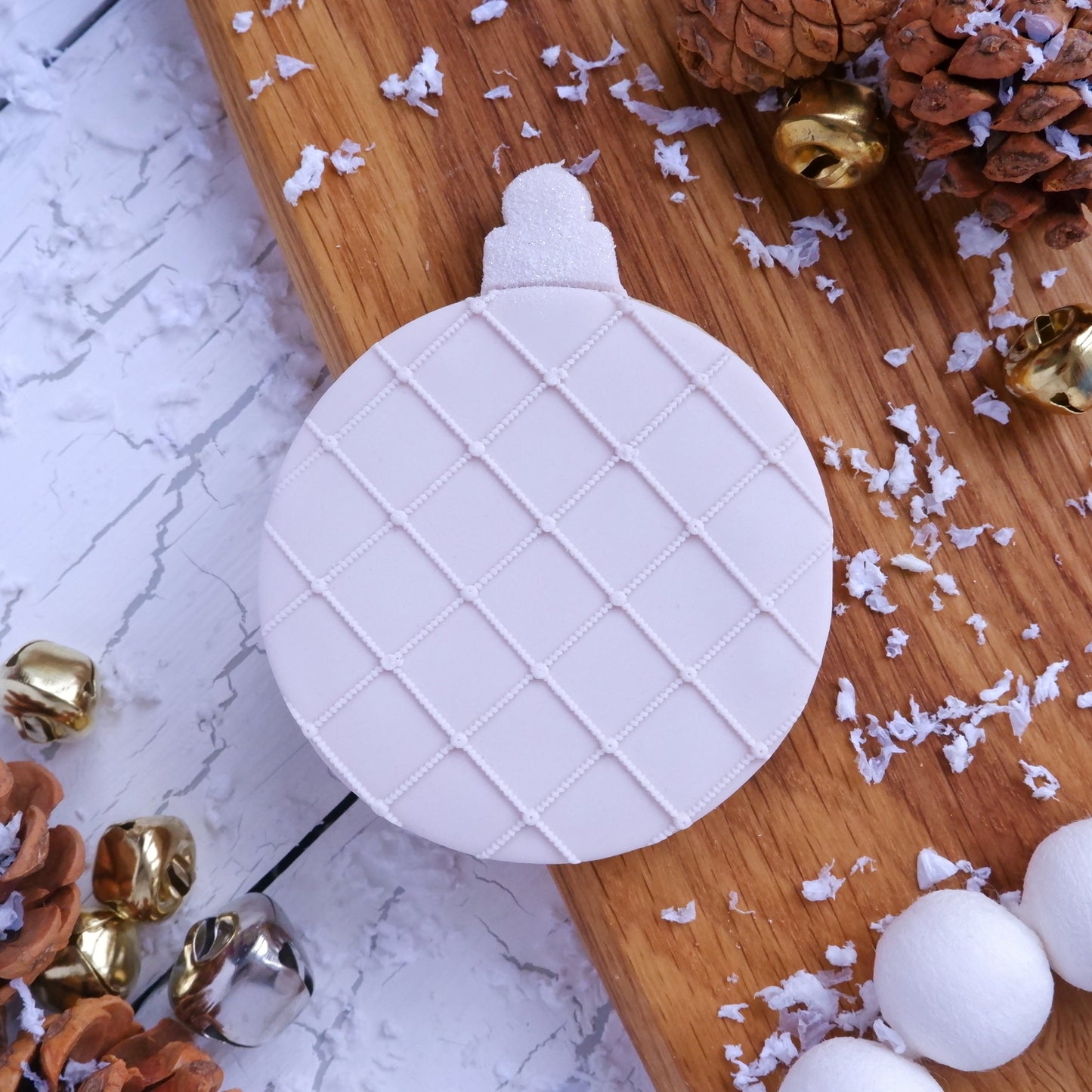 Geo Pattern -  Small dots and Bauble Cutter image 1