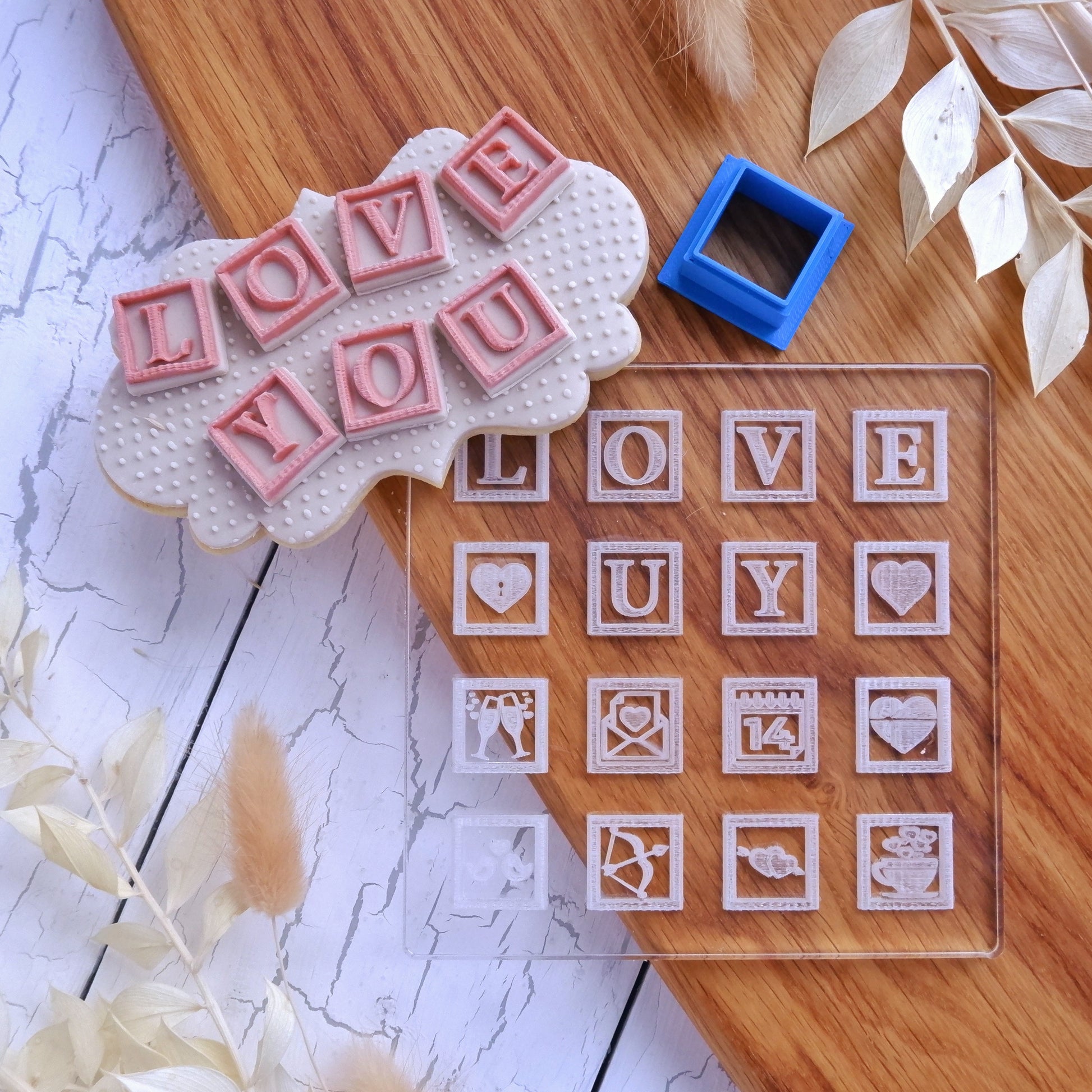 LOVE YOU - BLOCK image 0