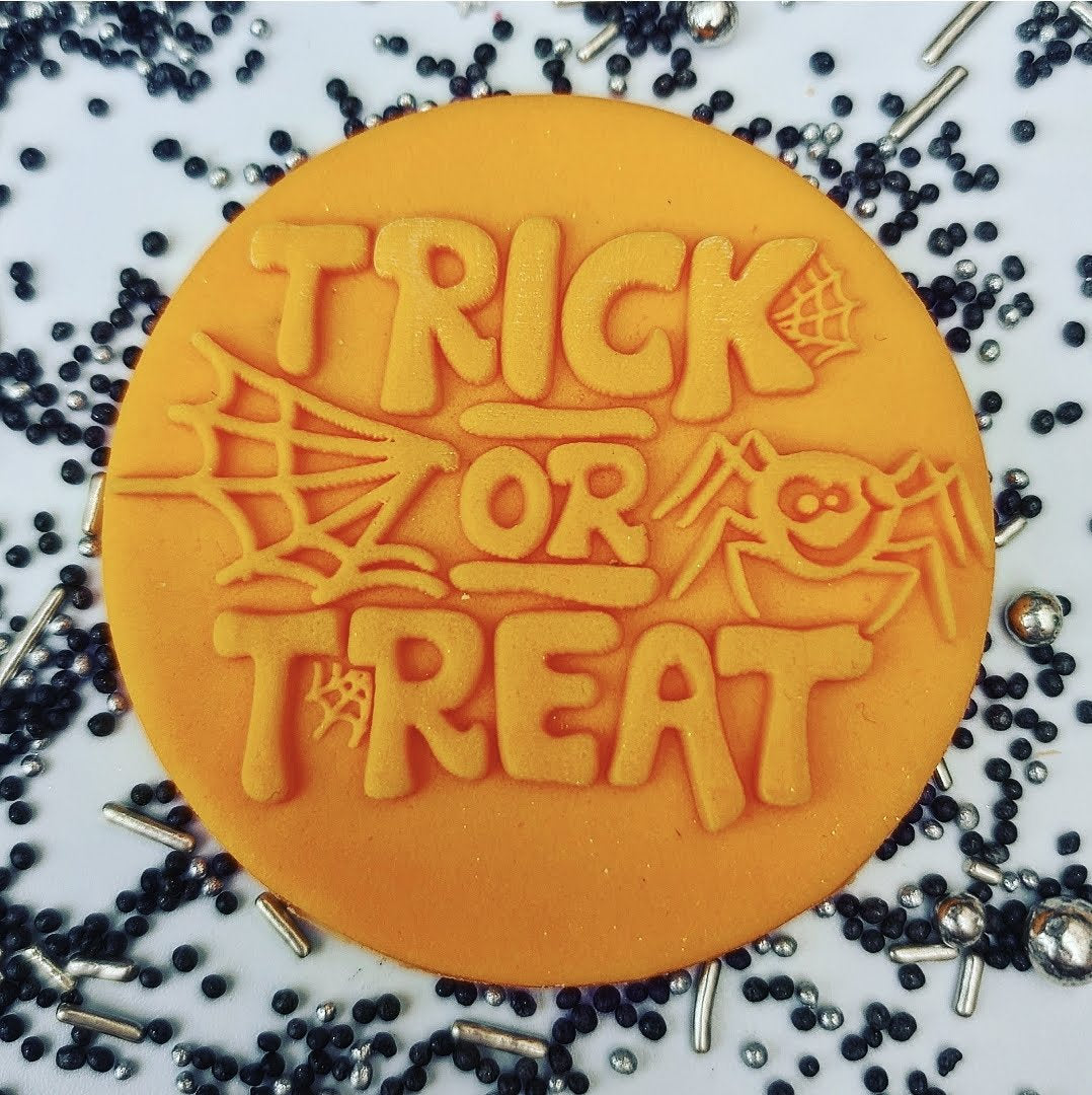 HALLOWEEN - Trick or Treat 1 image 0