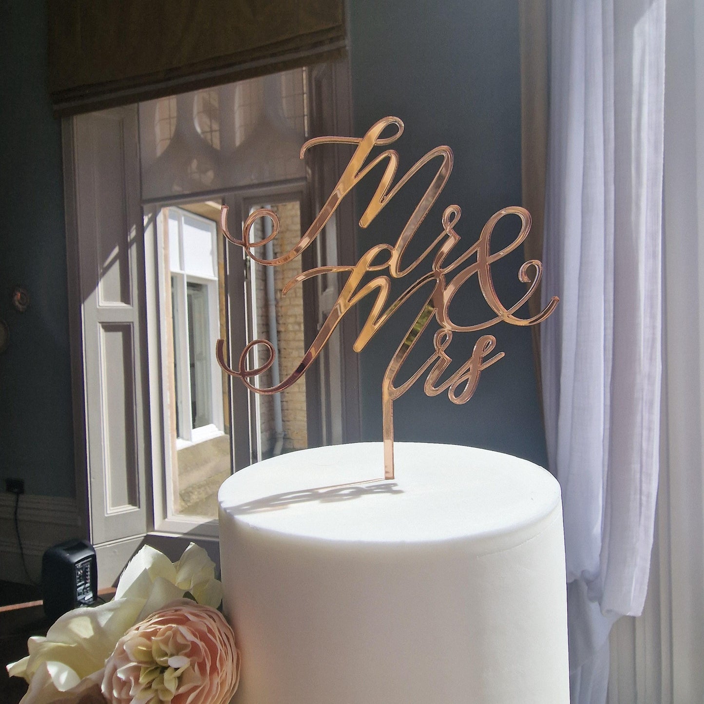 Mr & Mrs Wedding Cake topper