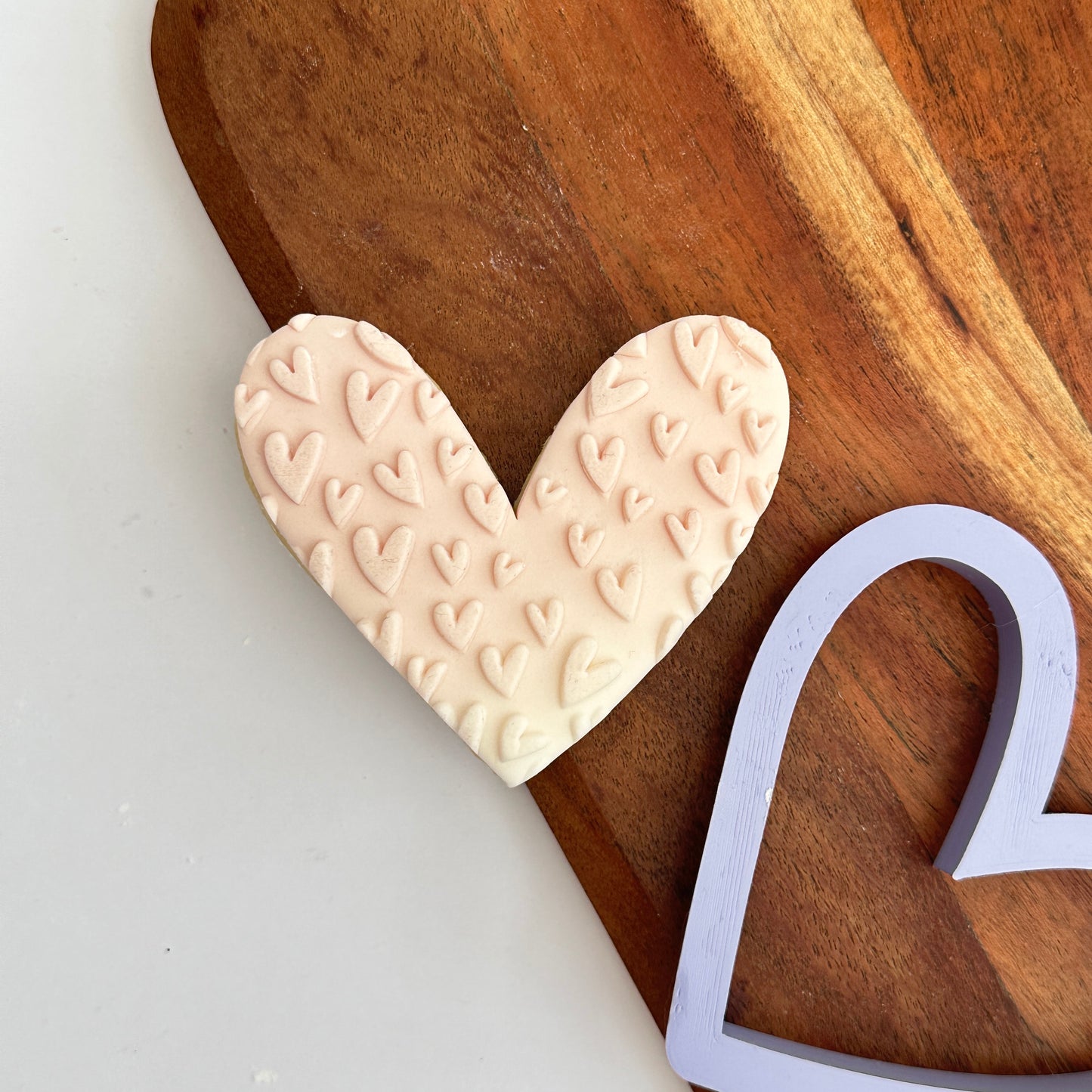 Boho heart pattern image 0