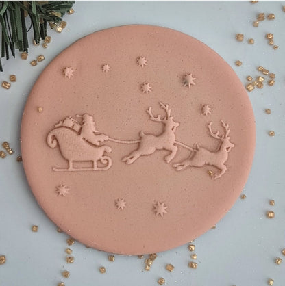 Santa and the reindeers image 0