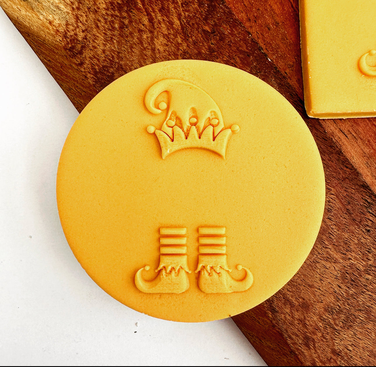 Elf cupcake stamp with space image 0