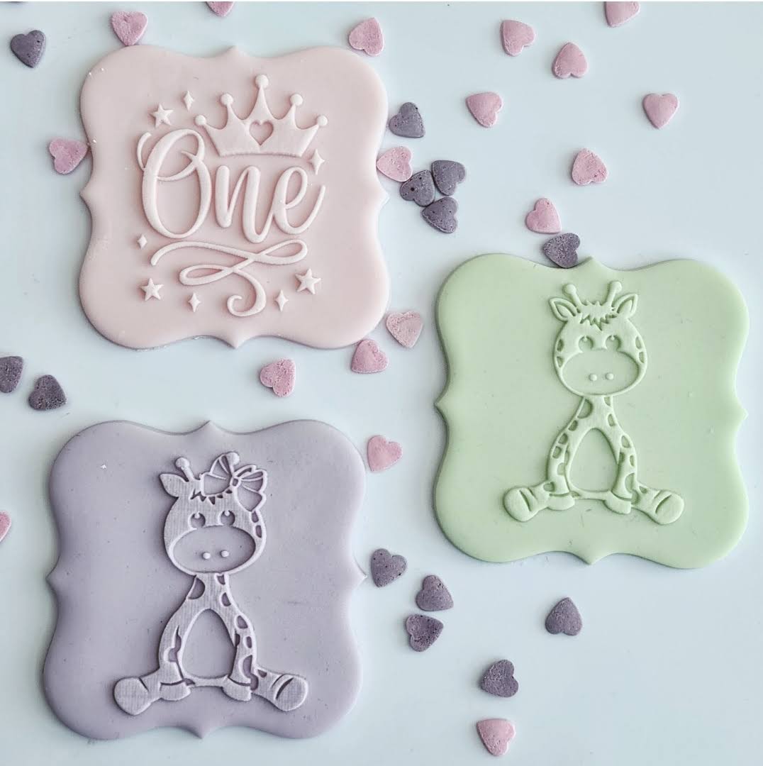 Baby - Cute giraffe girl image 1