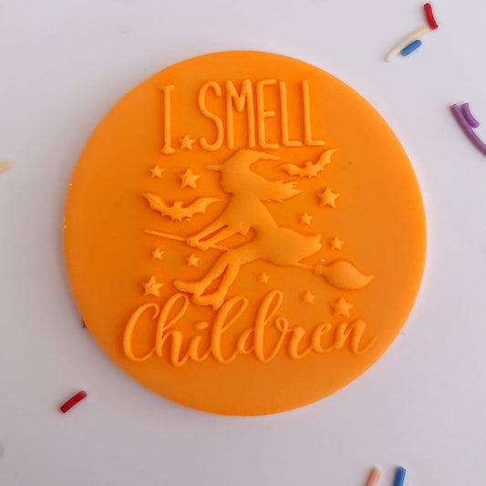 HALLOWEEN - I smell children image 0