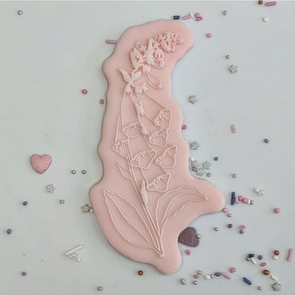 Peter Rabbit- Foxgloves Deboss & Cutter Combo image 2