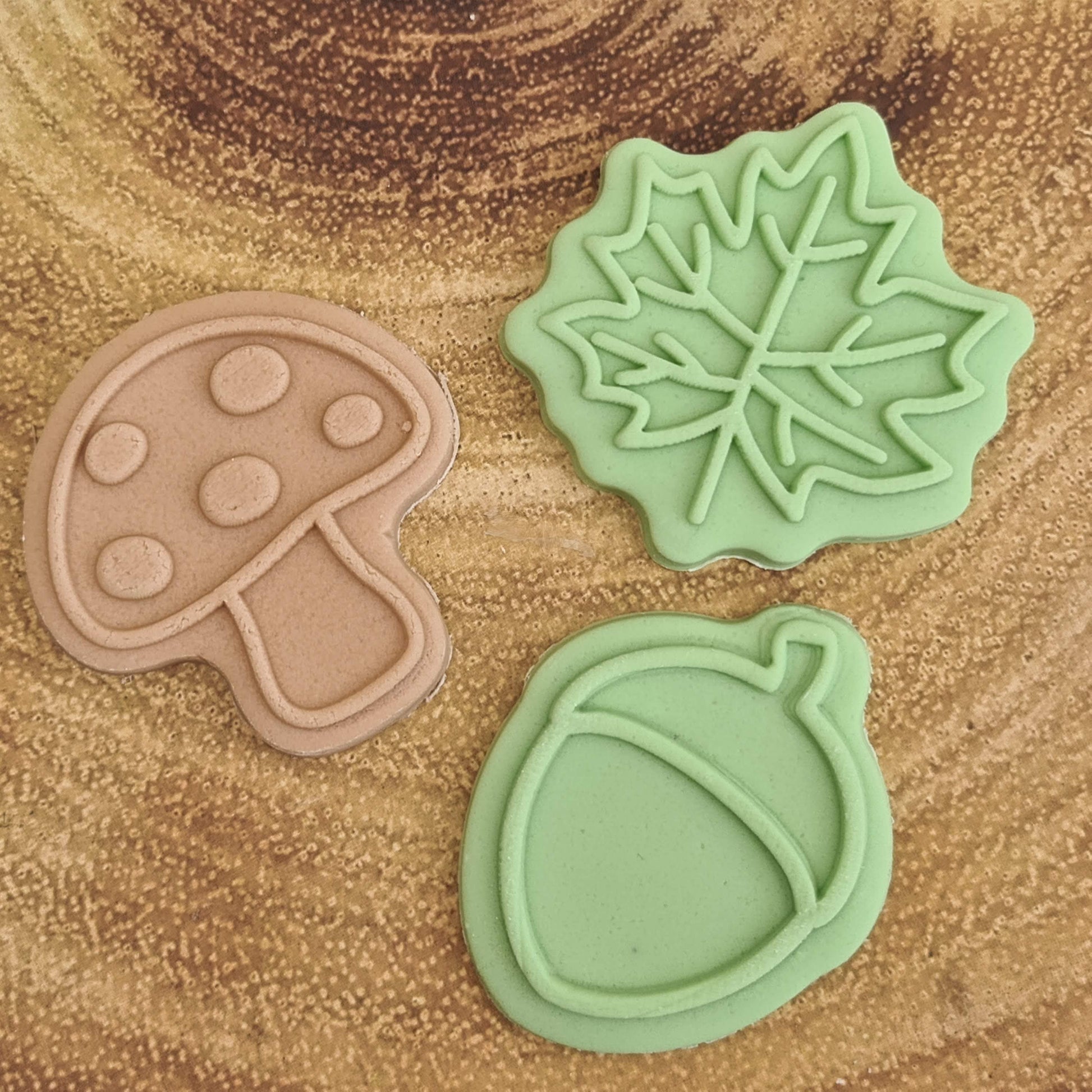 Woodland - Deboss Set & Matching Cutters image 0