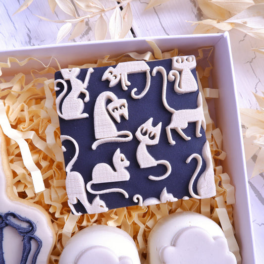 Cats Pattern image 0