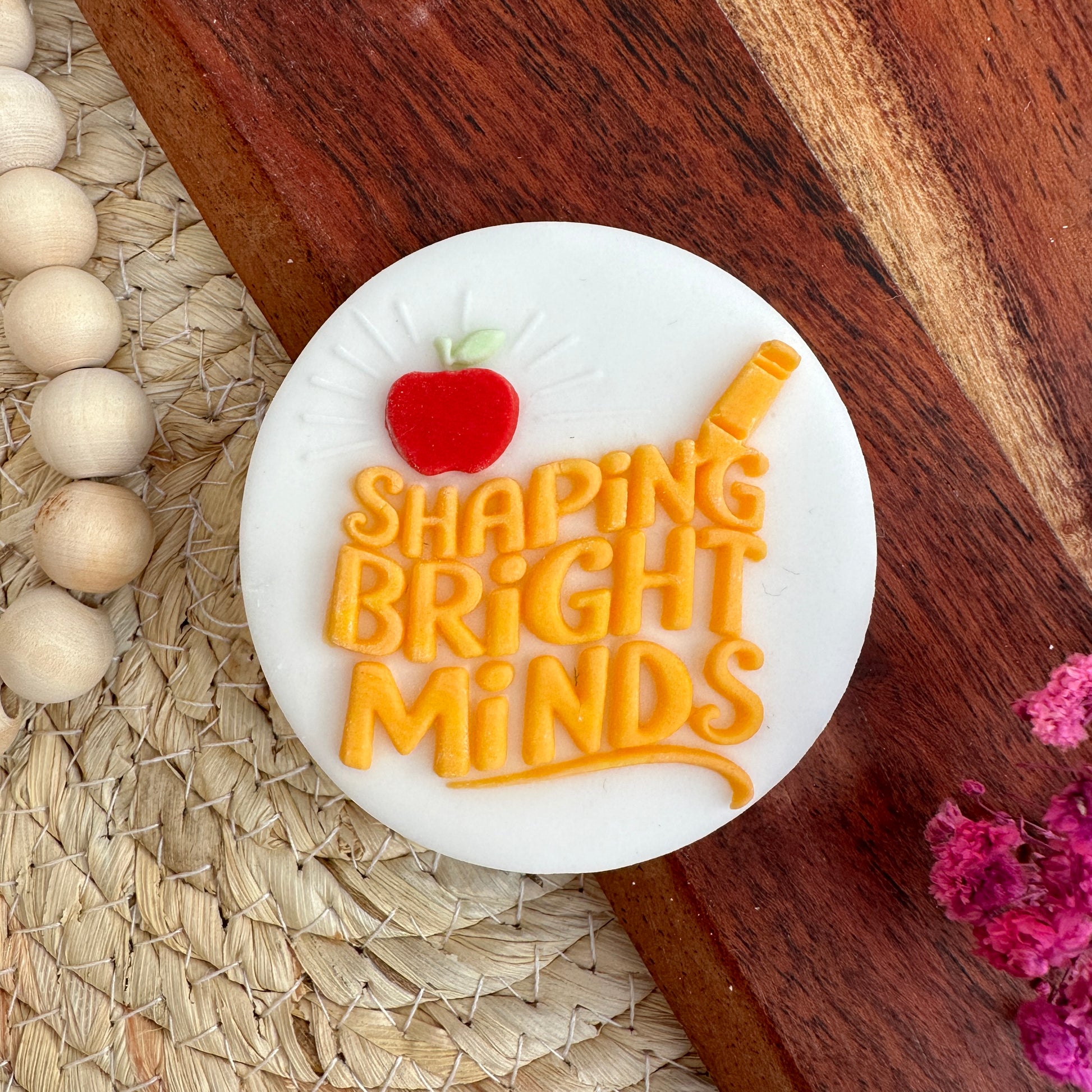 Shaping bright minds image 0