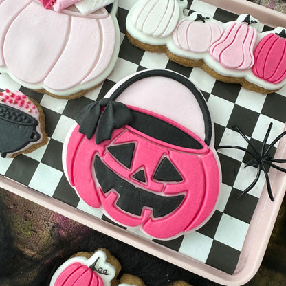 Treat basket image 2