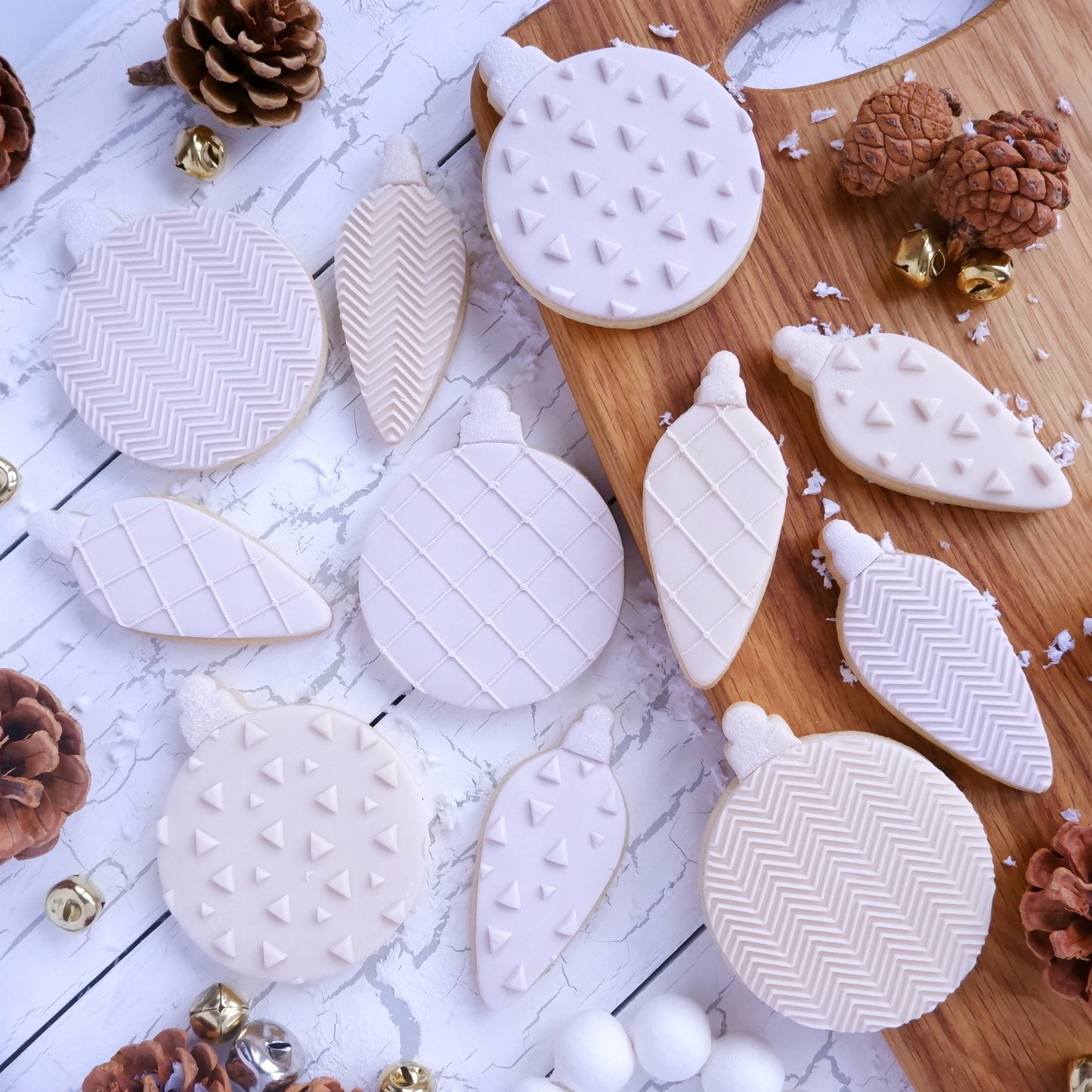 Geo Pattern -  Triangles and Bauble Cutter image 1