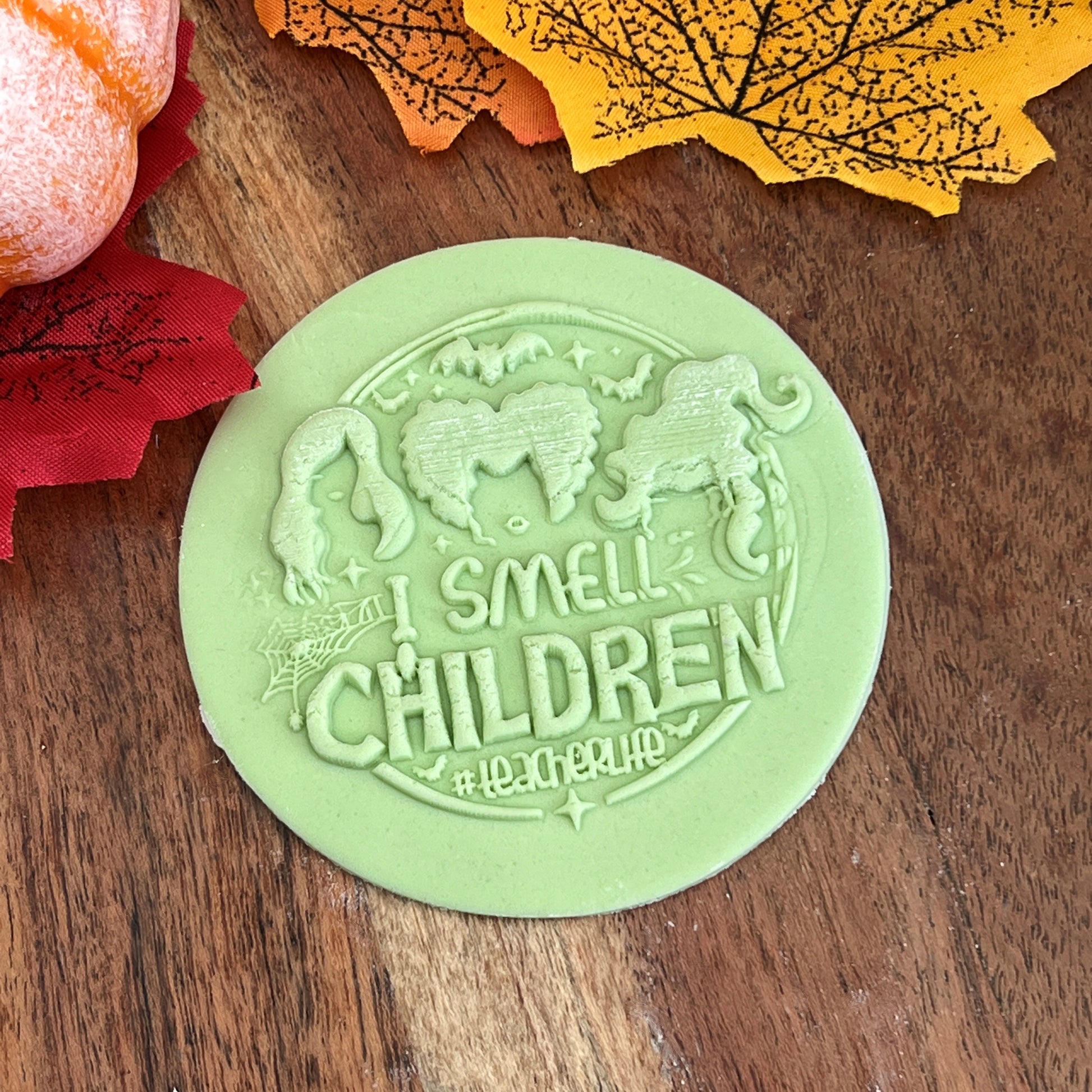 HALLOWEEN - I smell children image 0