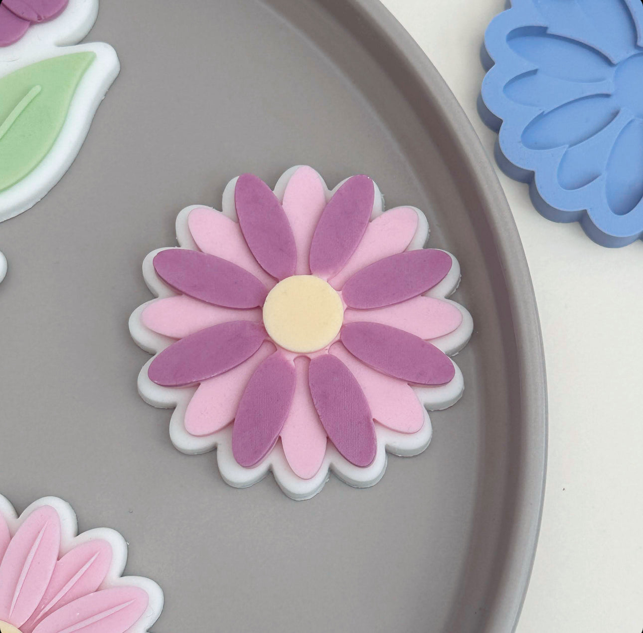 Daisy 2 - PLA embosser and matching cutter image 0