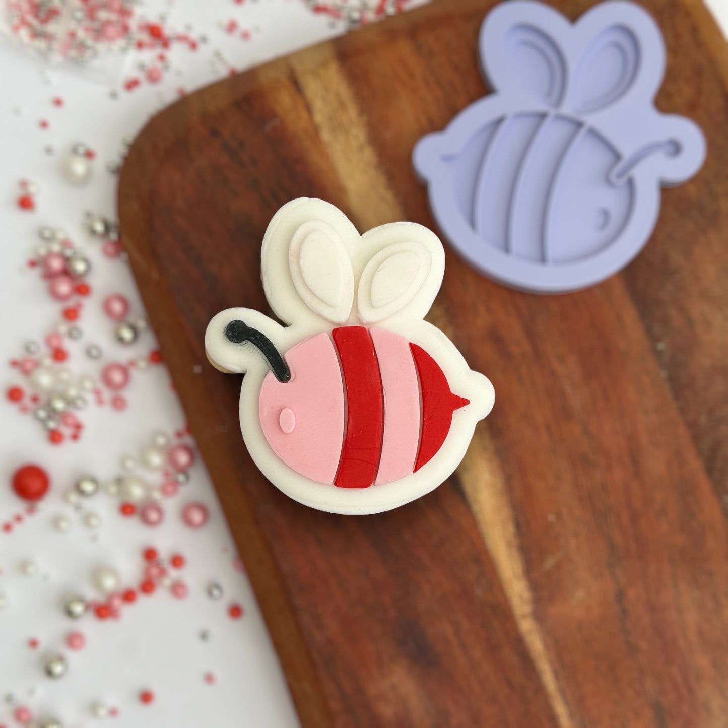 Bee  - PLA embosser and matching cutter image 2