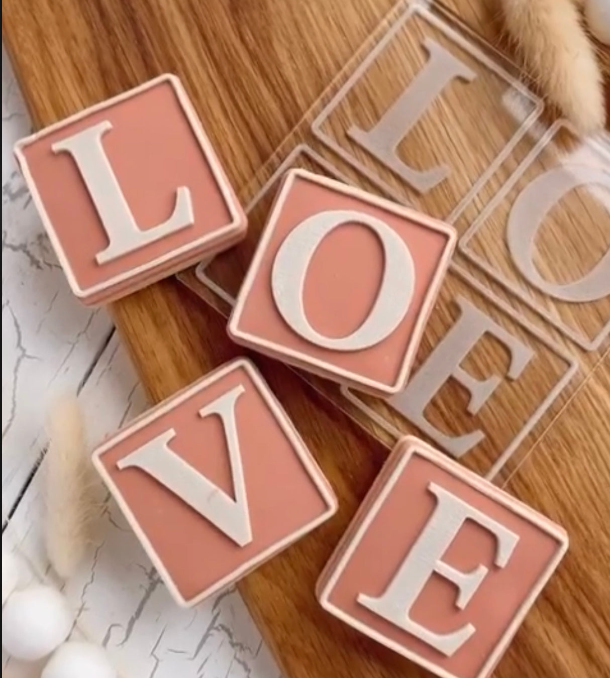 LOVE block image 0