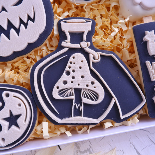 HALLOWEEN -Potion Bottle 2 - Deboss & Matching Cutter image 0