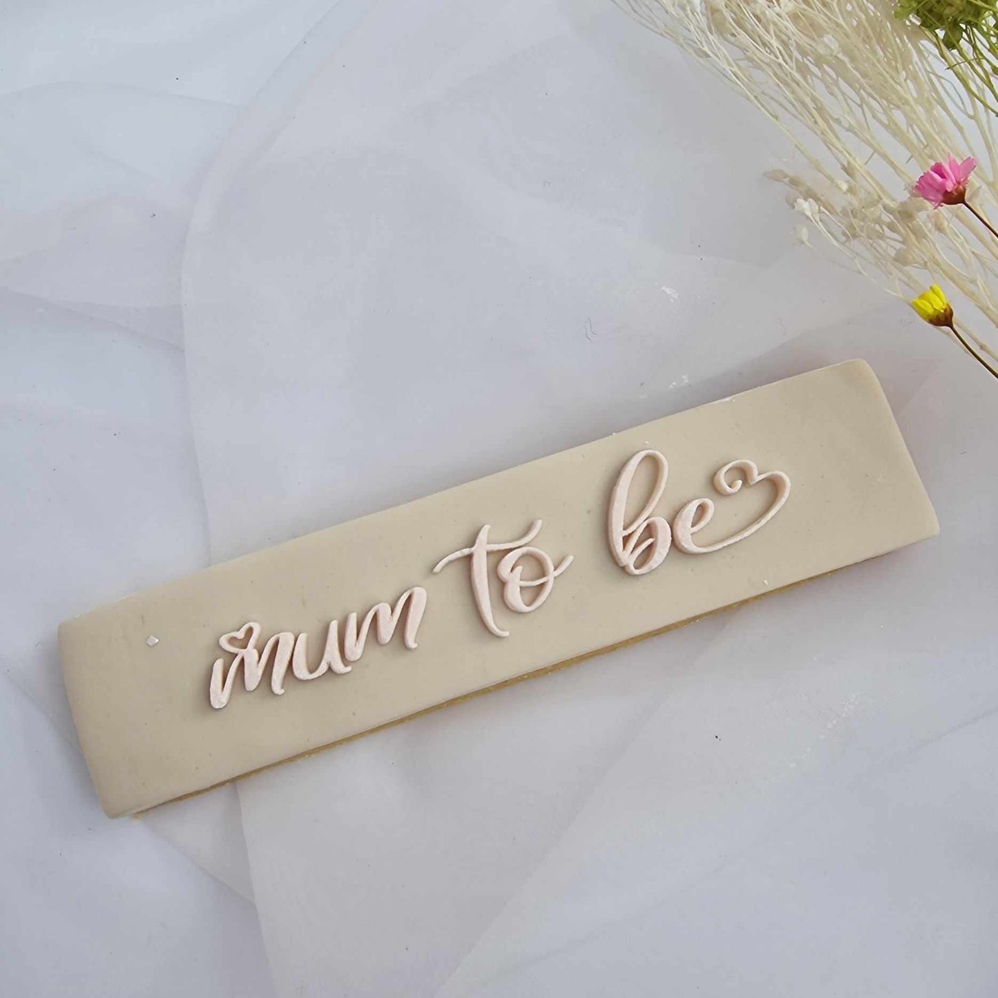 Mum to be - Deboss stamp image 0