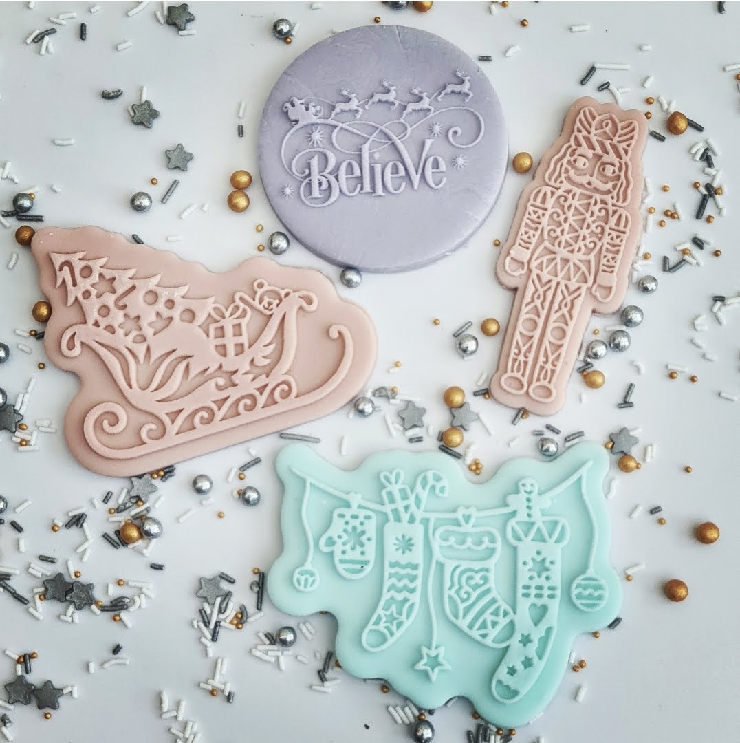 Christmas - Stockings Deboss and Matching Cutter image 1