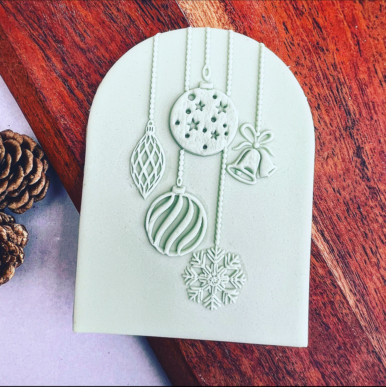 Christmas - Hanging ornaments image 1